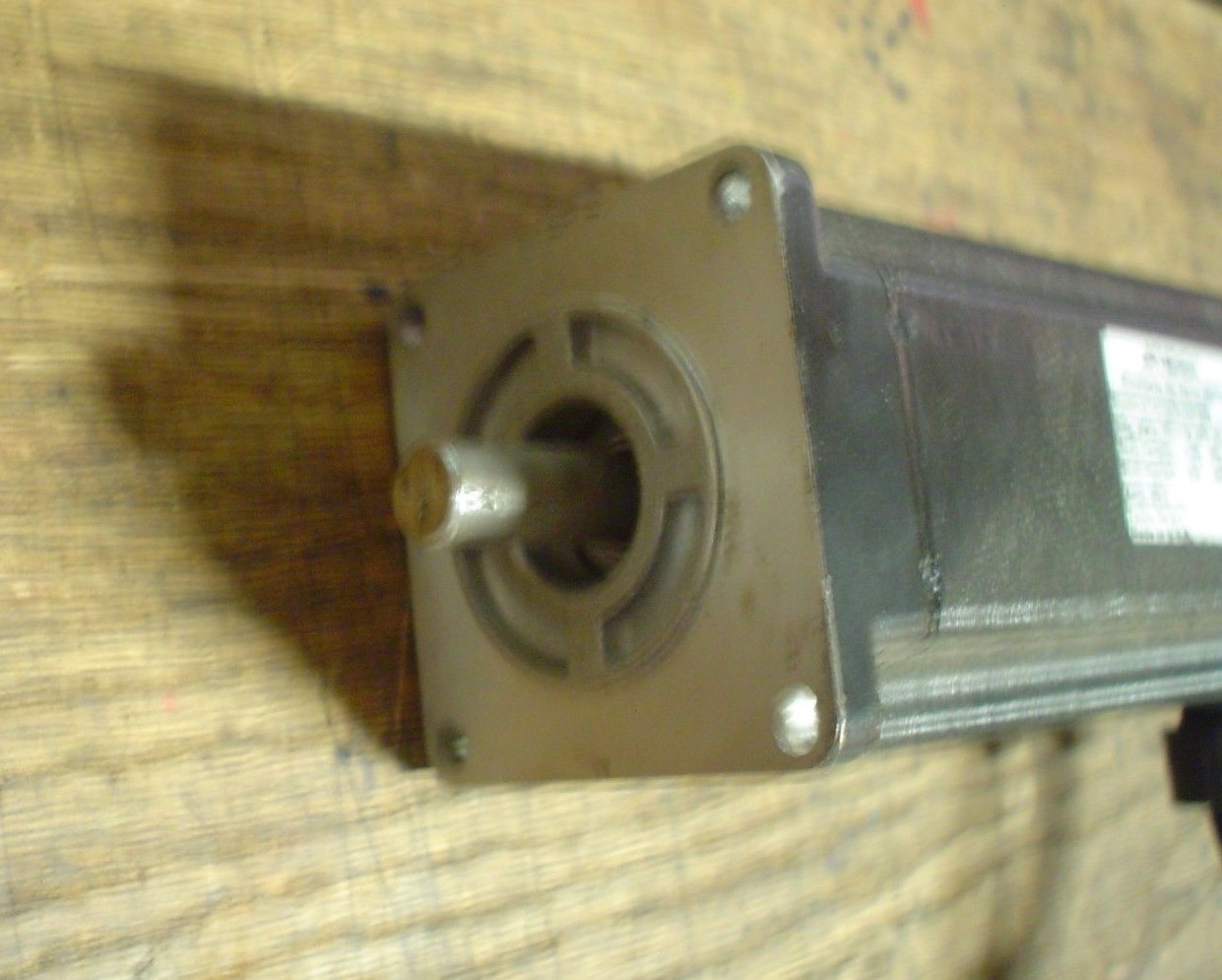 API Motion BT-0233EFB-C8CN-NNN AC servo motor – 60 day warranty