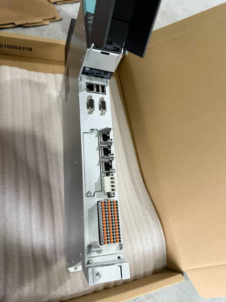 6AU1425-2AD00-0AA0 1PCS Brand New Siemens 6AU1425-2AD00-0AA0 Fast Ship