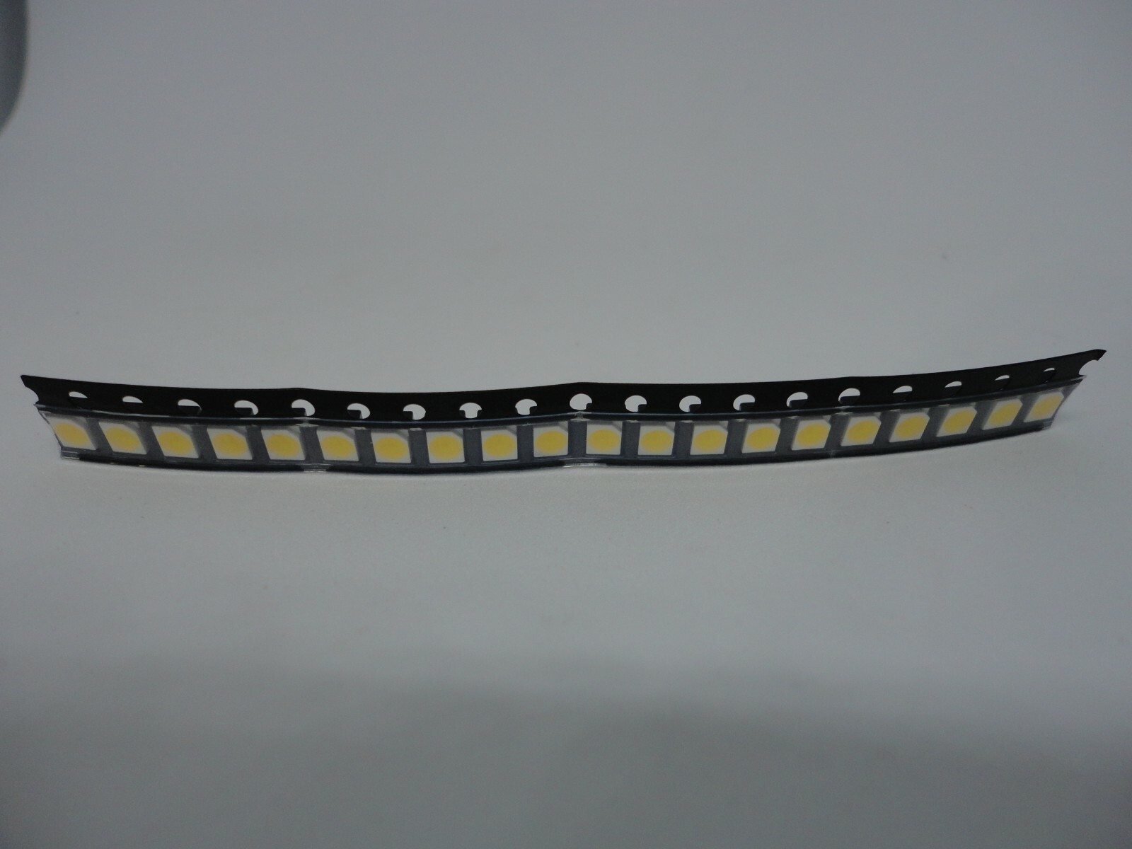 20Pcs Pack Lot Bright SMD LED Small Light Emitting Diodes 3528 1210 WHITE Color
