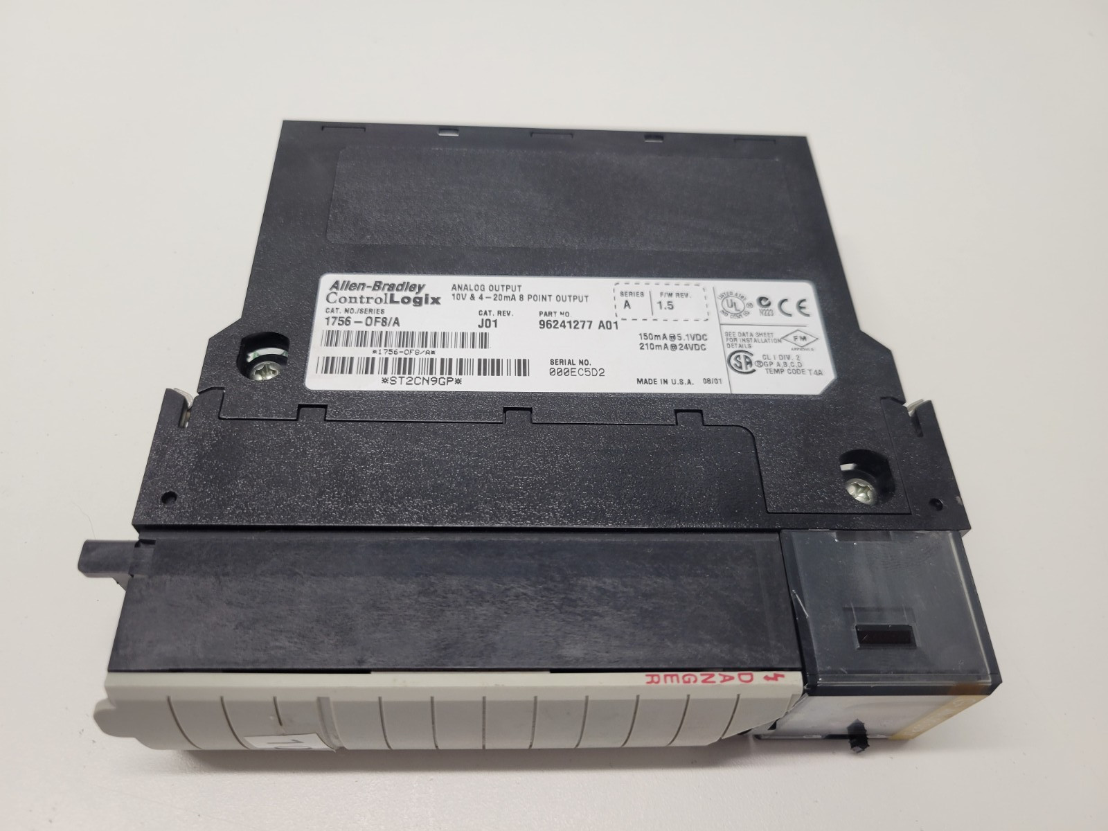 USED! ALLEN-BRADLEY ANALOG OUTPUT MODULE 1756-OF8/A *CHIPPED*