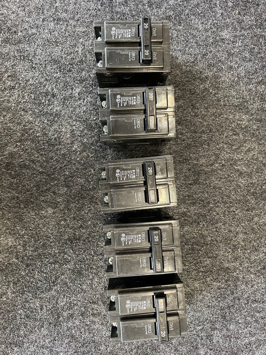 EATON BR220 BR Thermal Magnetic Circuit Breakers Qty 5