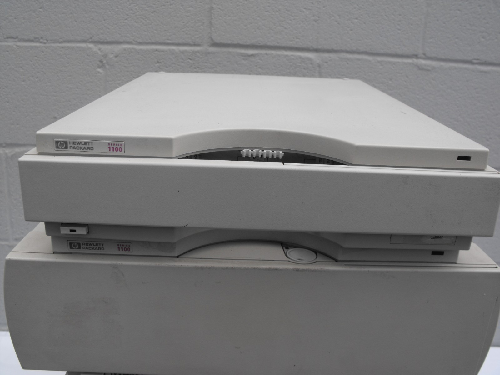 Agilent HP 1100/1200 HPLC System W/G1311A,G1313A,G1314A,G1330BA, read descript.