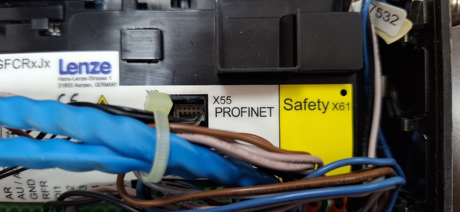 Lenze 8400 Motec PROFINET I/O module – Type: E84DGFCRFJPX084 – Used & Tested.