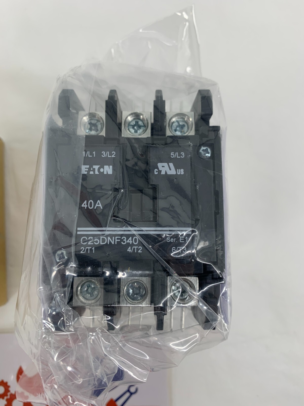 Eaton C25DNF340B Definite Purpose Contactor 208/240V Coil 40A 3P Open Type