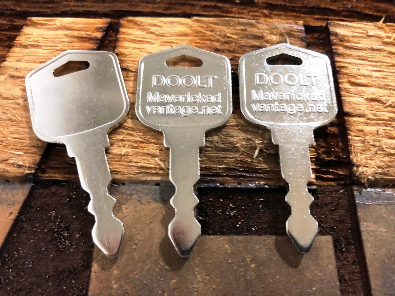 3keys for Daewoo Doosan Forklift Skid steer key #554212 “212” “DOOLT”