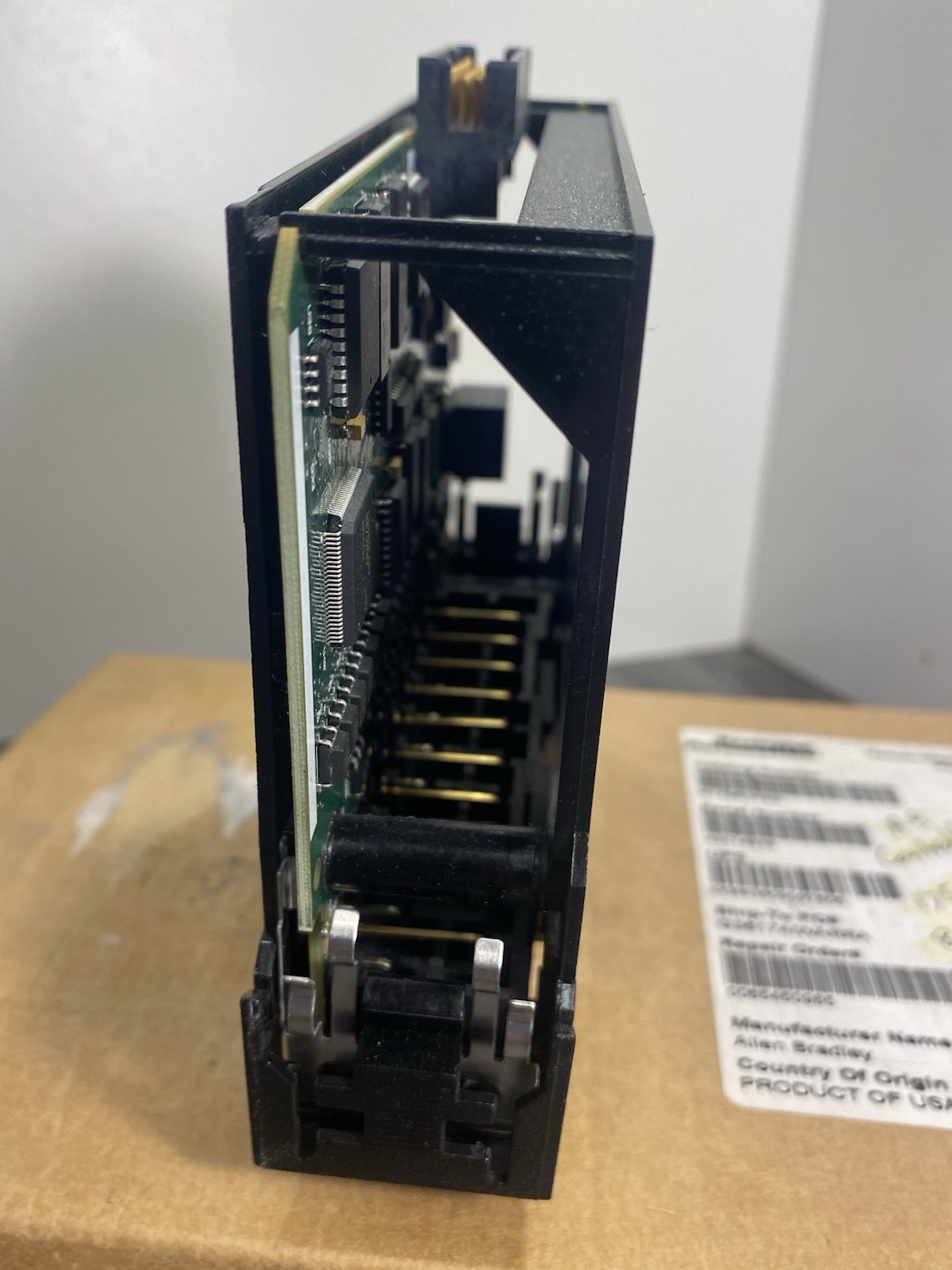 Allen Bradley 1756-OF8 Series A ControlLogix Analog 8-Point Output Module – USA