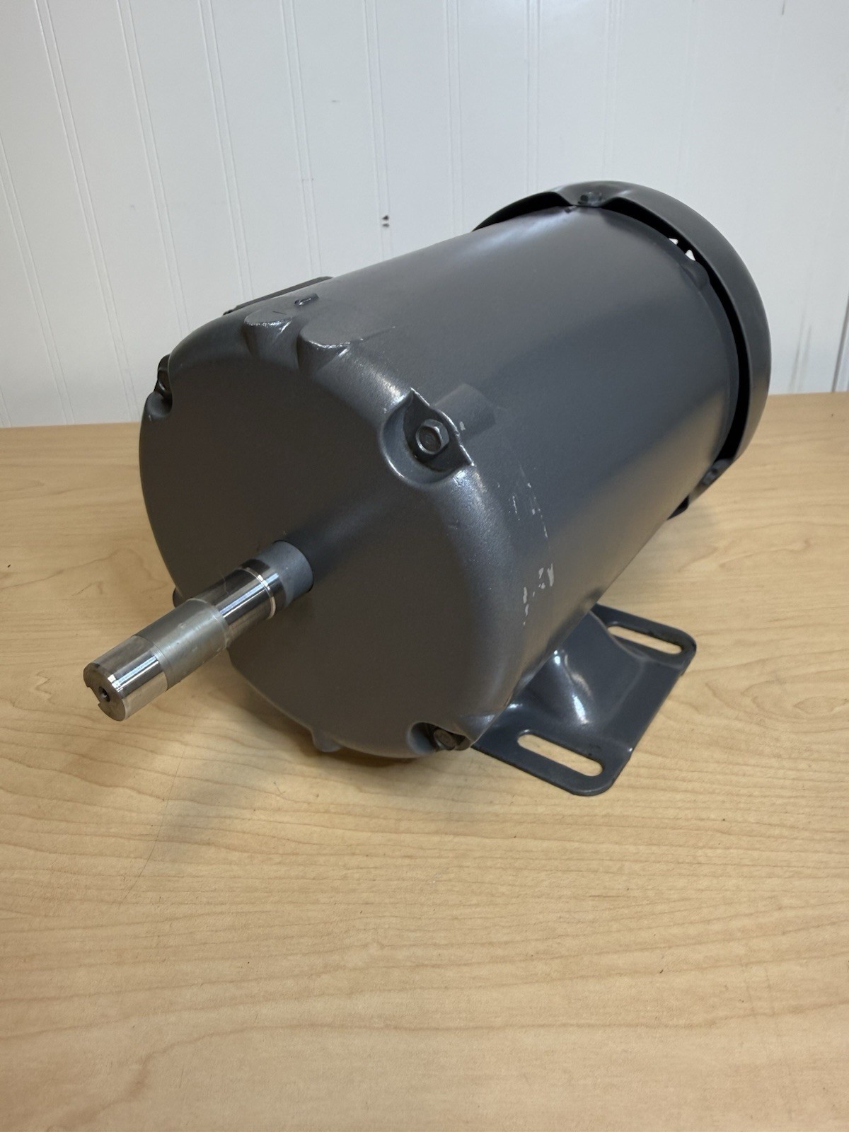 NEW! Baldor Reliance M3542 3/4 HP 1725 RPM 34A61-883 AC Electric Motor