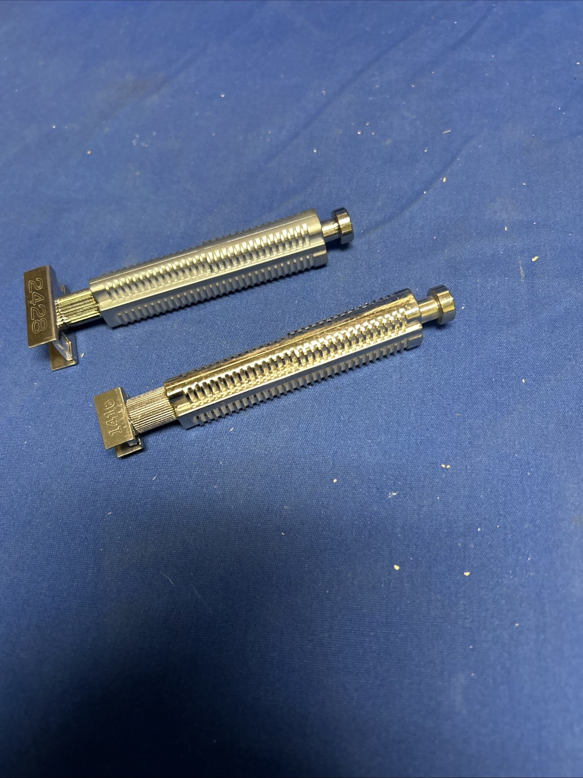 Lot of 2 CCC DIP IC STRAIGHTENING & INSERTING TOOL 2428 1416