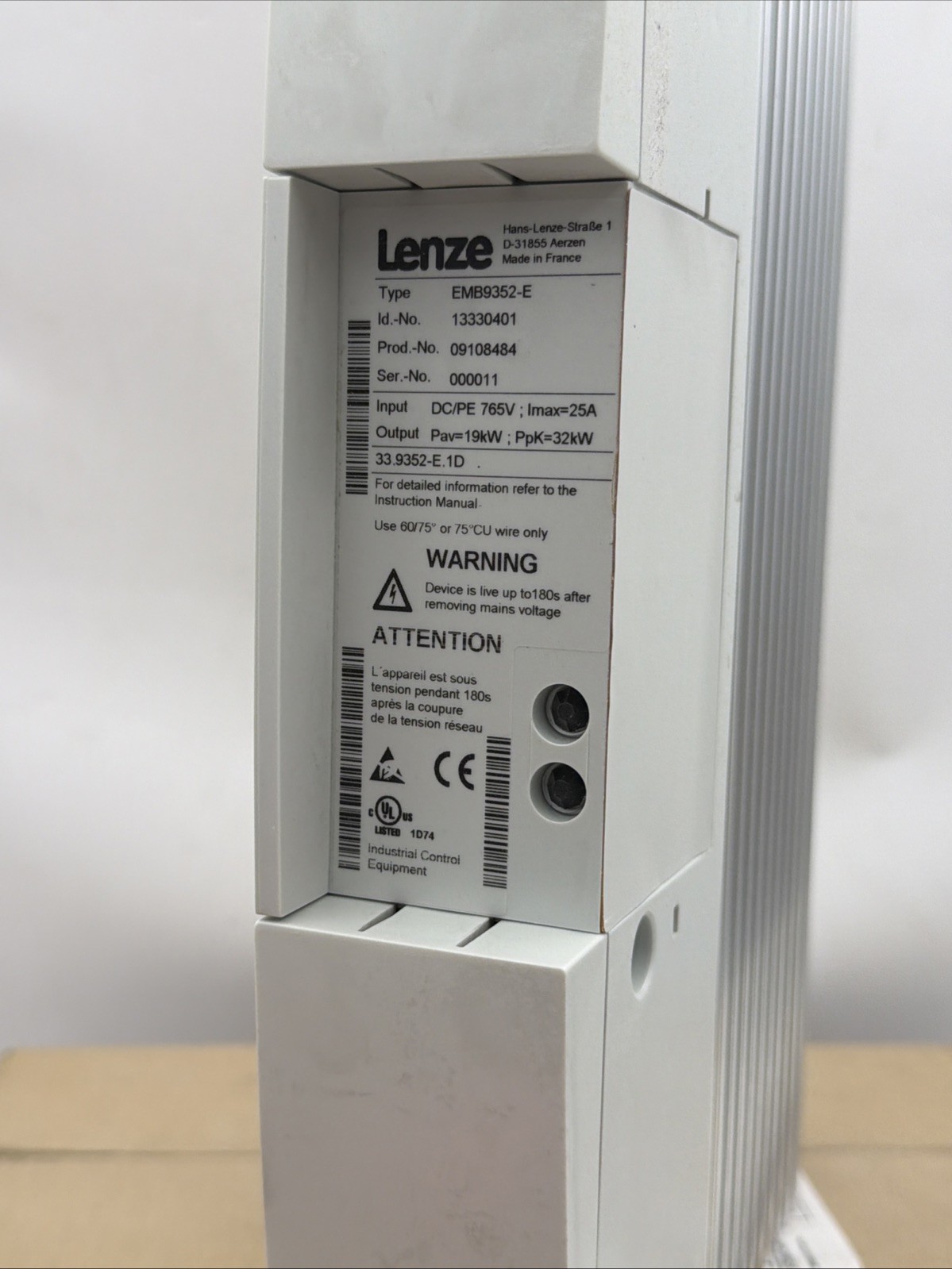 LENZE EMB9352-E BREAK-CHOPPER MODULE-FREIN+RES.EXT 13330401