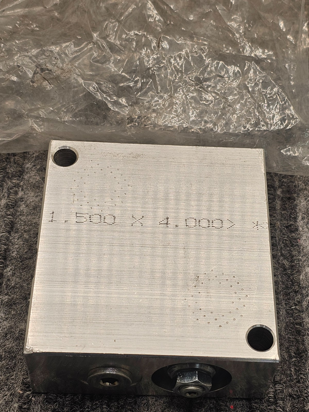 Hydraulic Manifold Steel Flow Control Valve 1.500 x 4.000 3-Port