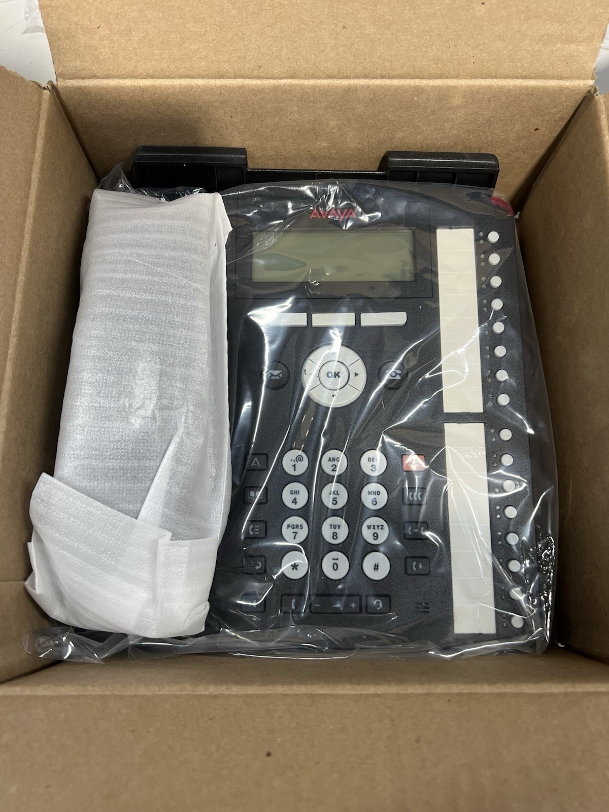 Avaya 1416 Digital Phone Global 700508194 – Refurbished
