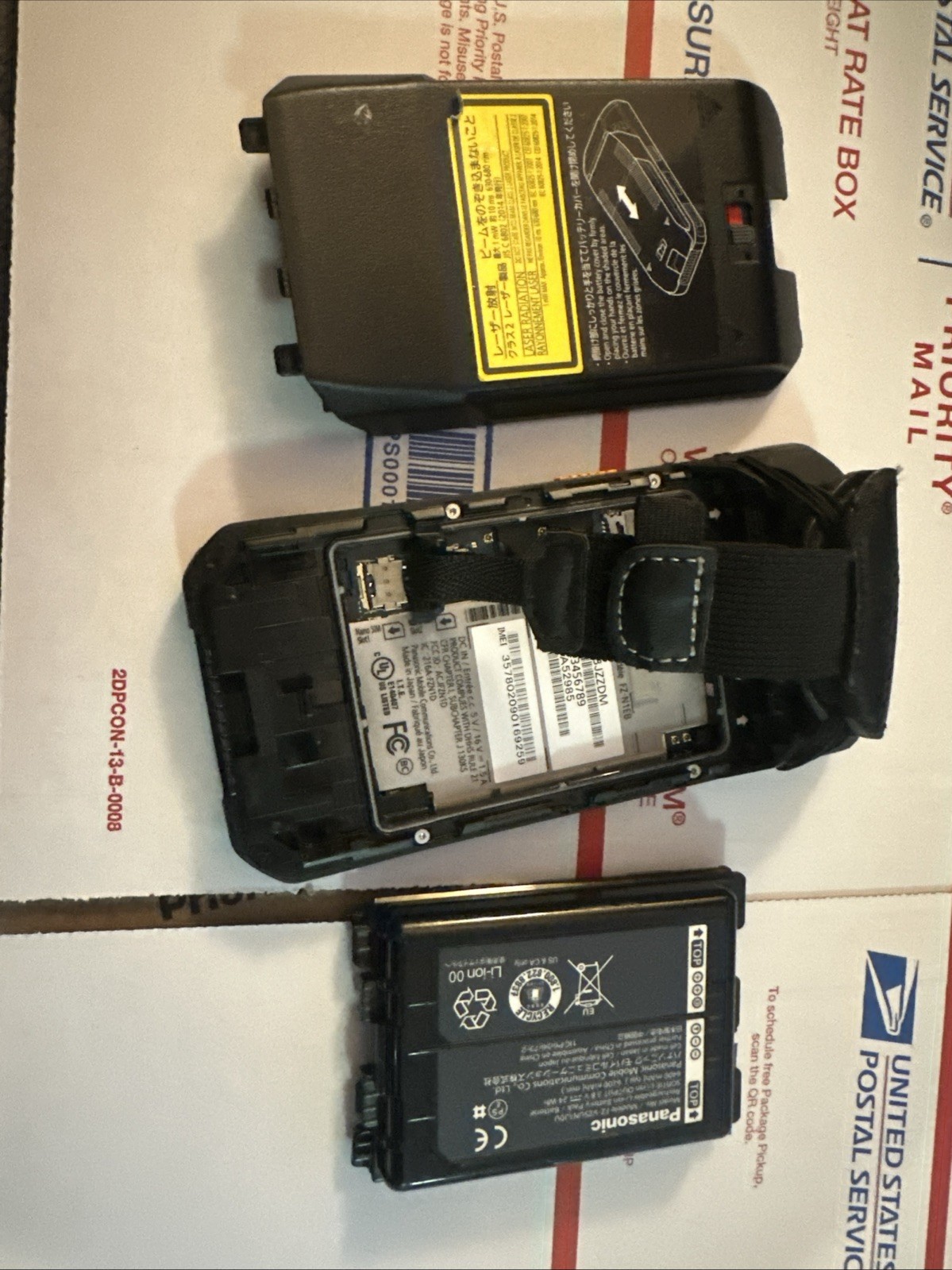 Panasonic FZ-N1EB ToughBook Mobile Handheld Scanner Unlocked Lot Of 5 W/DockChrg