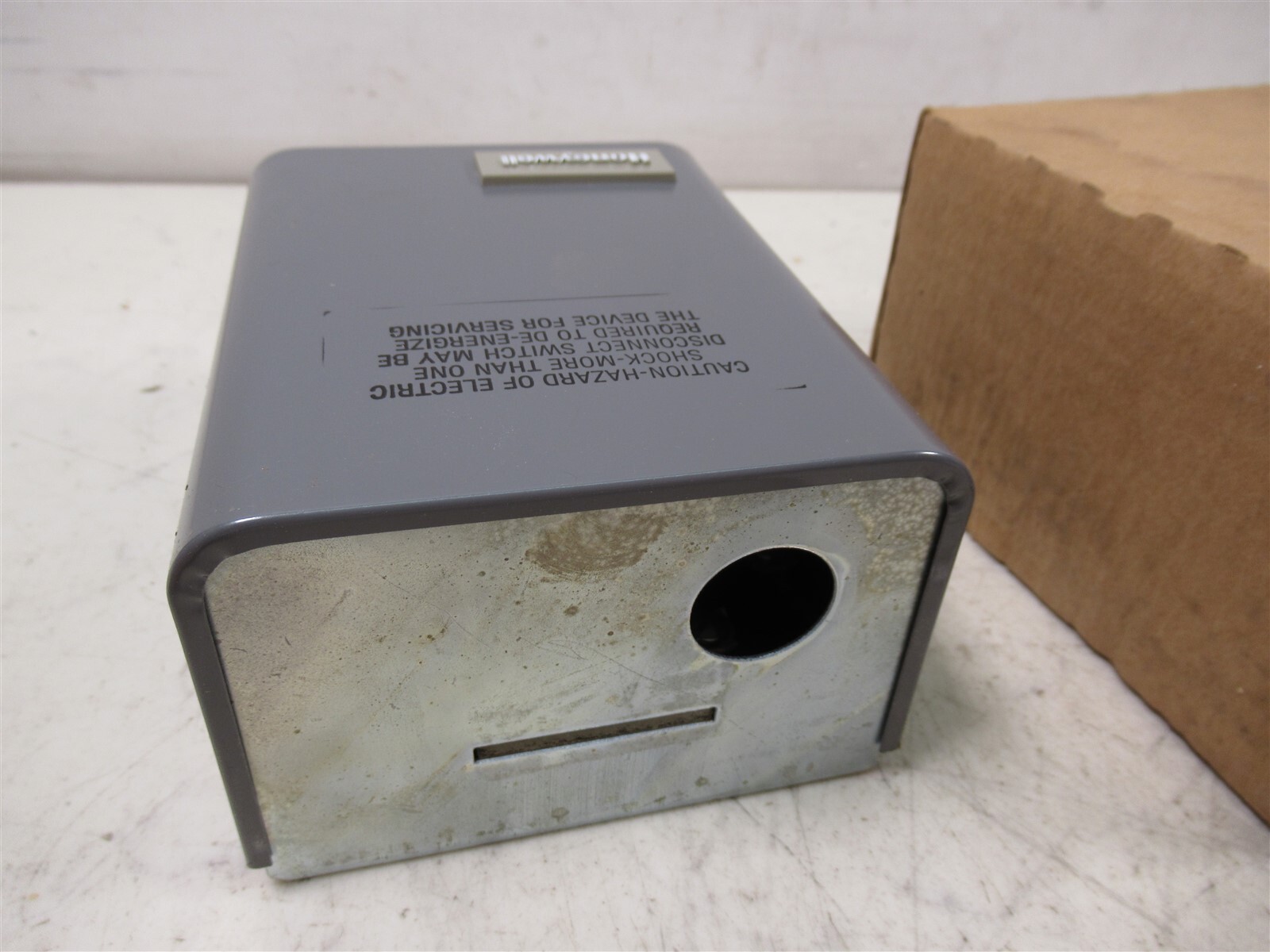 Honeywell R882C1007 Switching Relay NOS Unit with Box