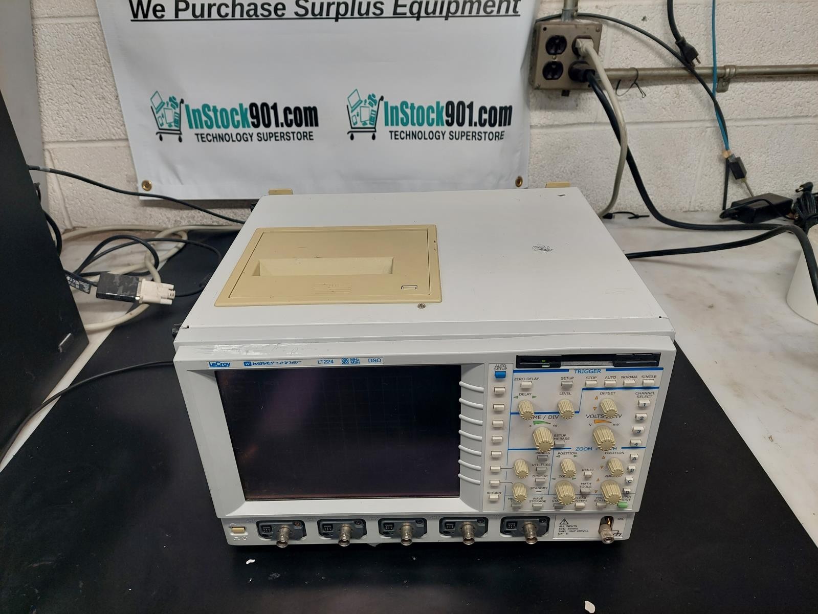 Lecroy Wave Runner LT224 200MHz 4-Channel Digital Storage Oscilloscope