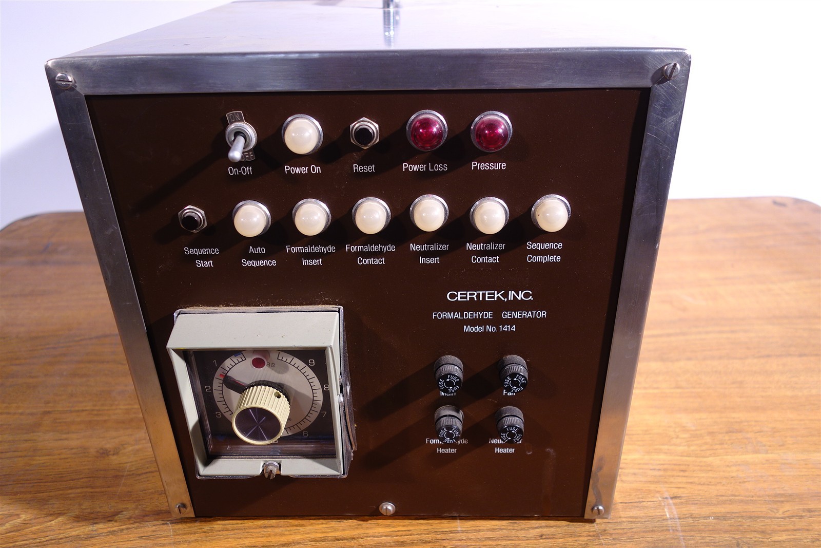 Certek Inc. 1414 RH Formaldehyde Generator Excellent