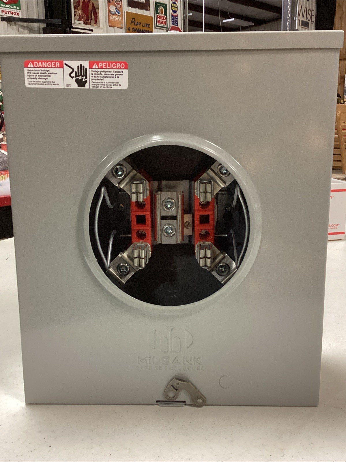 MILBANK U7043-XL-TG-BL RINGLESS METER CAN SOCKET ENCLOSURE