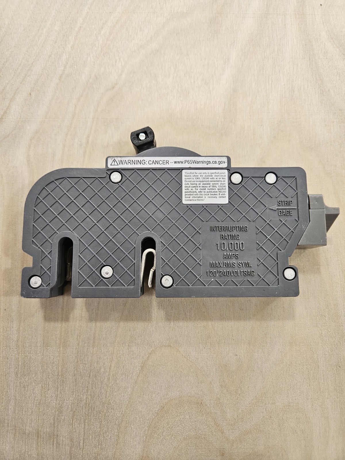 ⚡️Connecticut Electric UBIZ-0250 50A Circuit Breaker – Gray