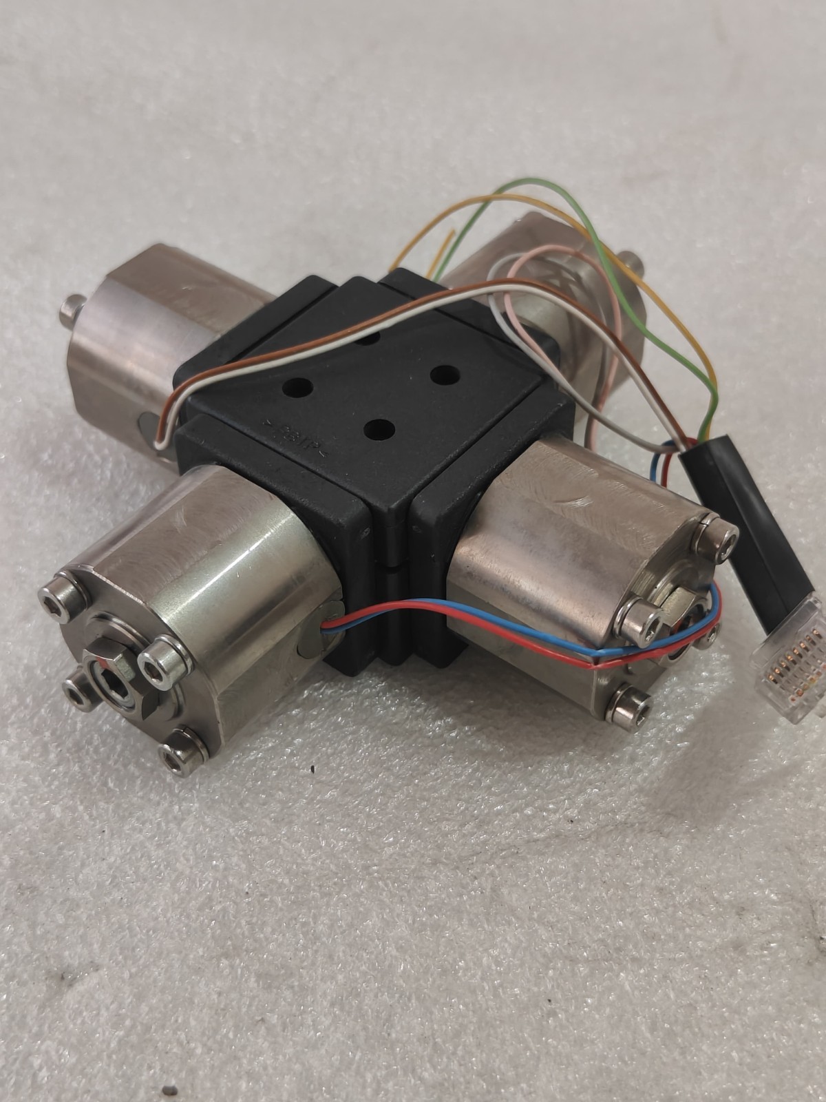AGILENT TECHNOLOGIES G1311-67701 MCGV ASSY REV:K (WIRE BROKEN)