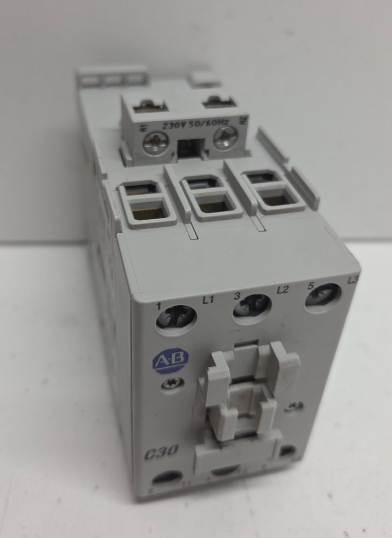 GUARANTEED! ALLEN-BRADLEY 30A 3NO 230V COIL CONTACTOR 100-C30KF00