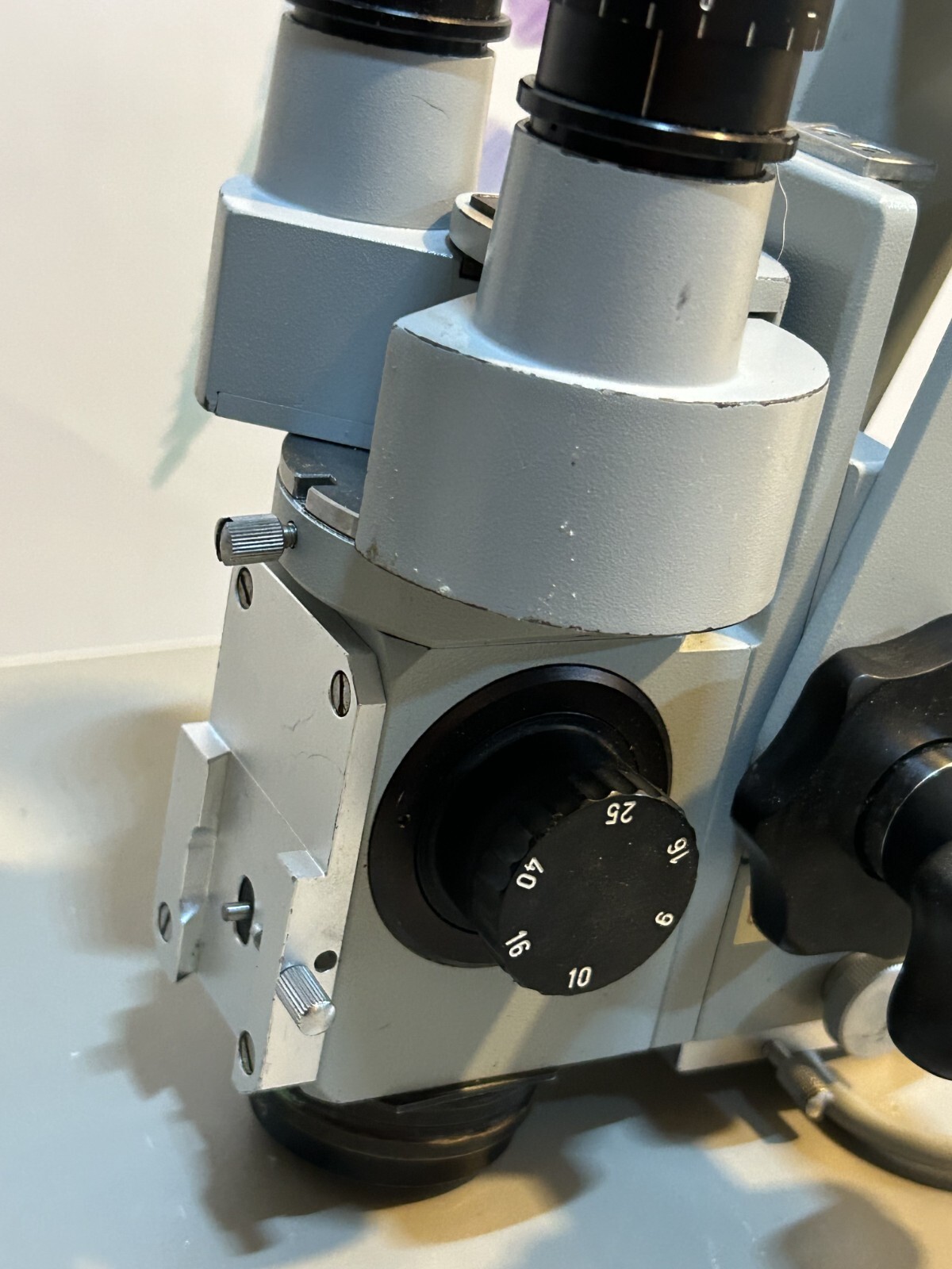 Zeiss OpMi-1 Surgical Microscope with F=125 Binos, Eyepieces and f=400 Lens