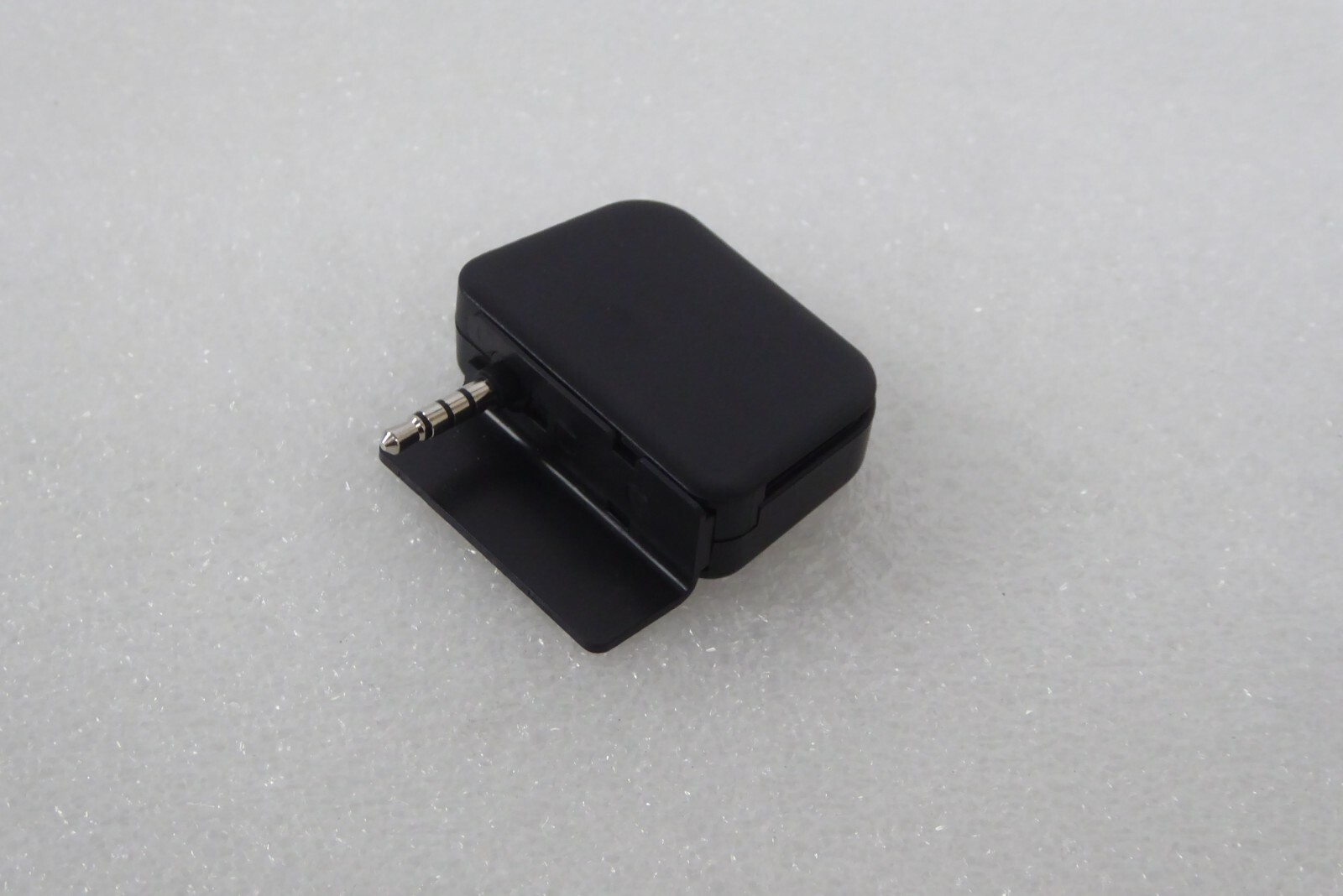ID TECH UniMag II Secure Mobile MagStripe Reader ID-80110008-001