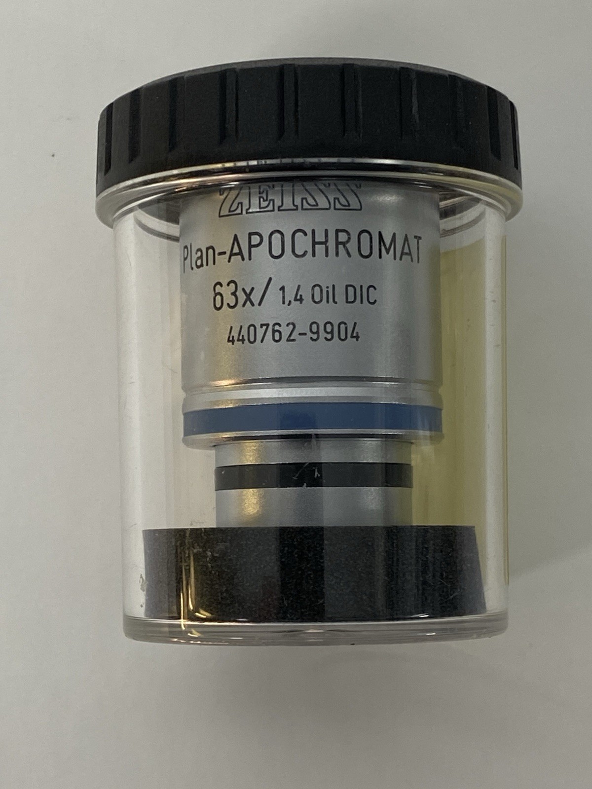 ZEISS 440762-9904 PLAN-APOCHROMAT 63X/1.4 OIL DIC ∞/0.17 MICROSCOPE OBJECTIVE