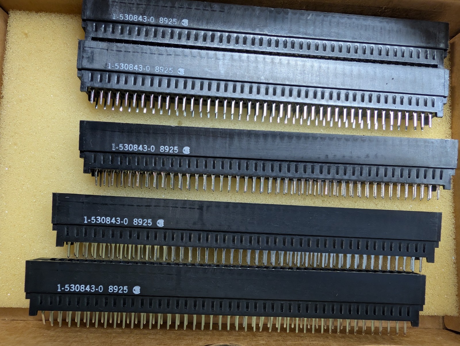 5x NOS TE AMP 1-530843-0 Standard Edge II 43-Position Card Edge Connectors