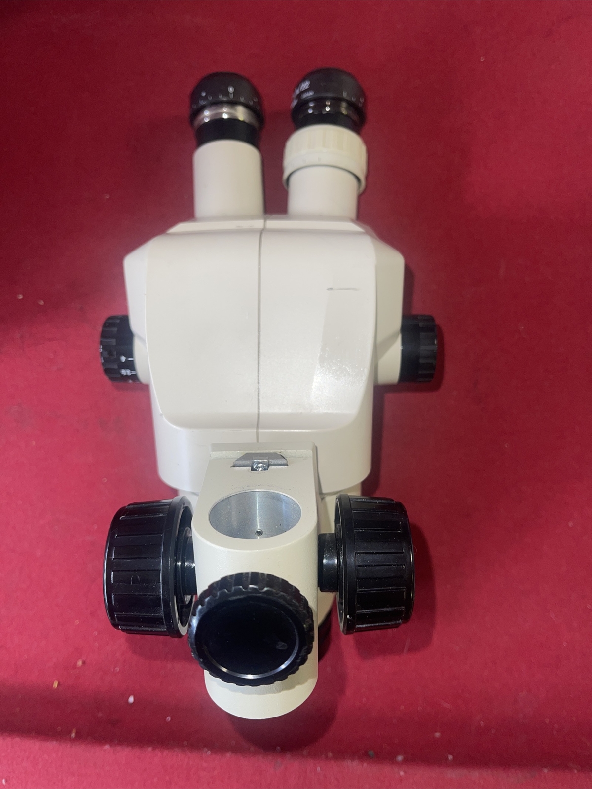 Olympus SZ3060 Microscope Head w/ Nikon Eyepieces 10XA/22 & Body Holder+adapter