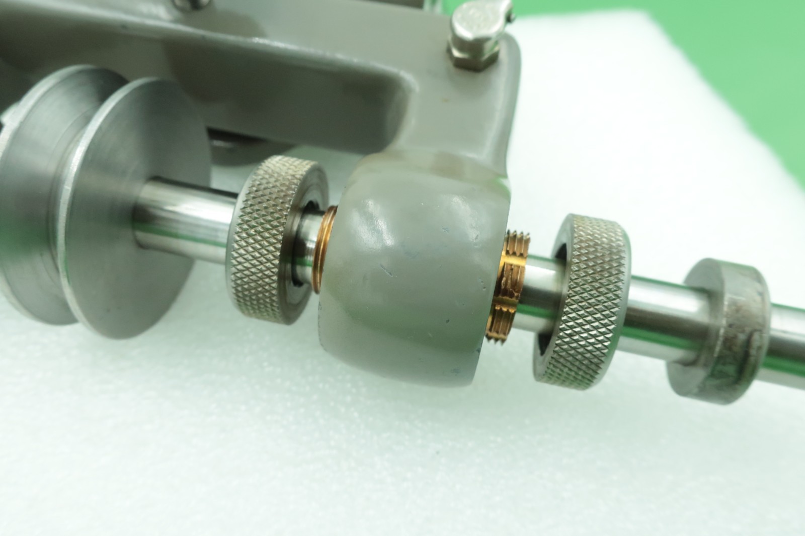 Elgin Lathe Grinding Attachment Belt Driven Adjustable Sliding Spindle & Height