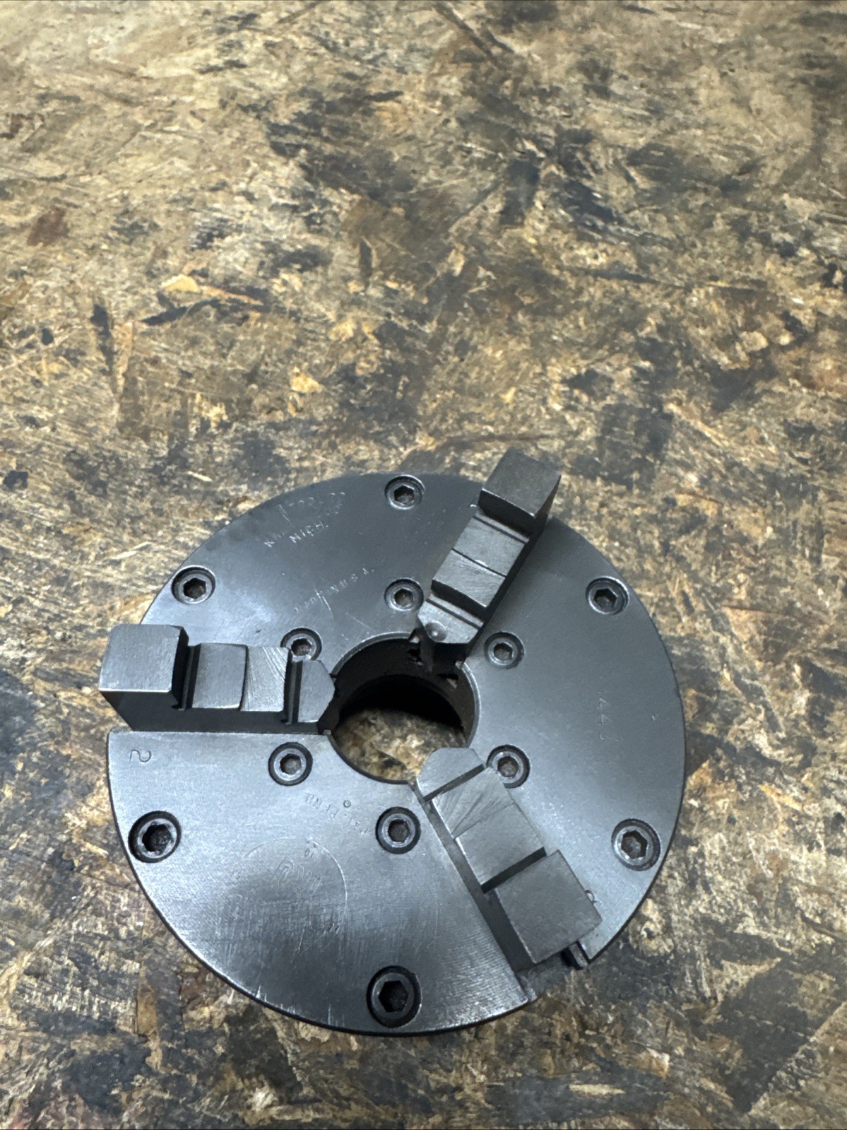 4″ BUCK 3 JAW ADJUST-TRU CHUCK 1 3/4-8 TPI