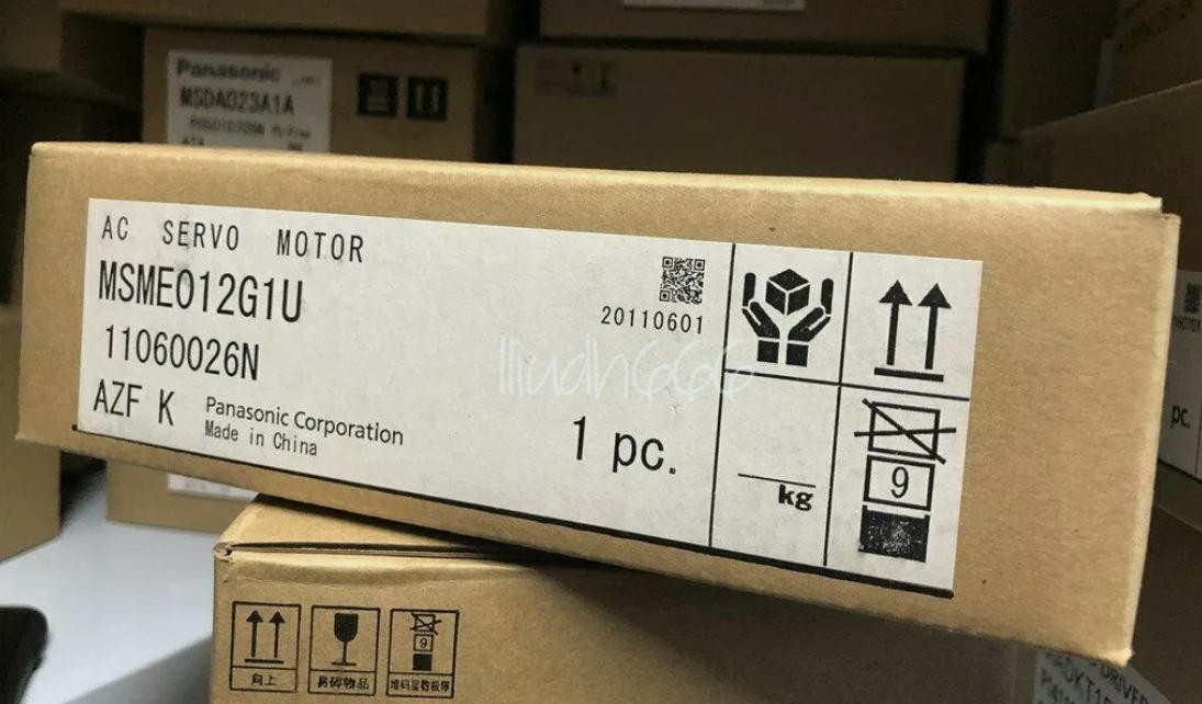 One Panasonic servo motor MSME012G1U New