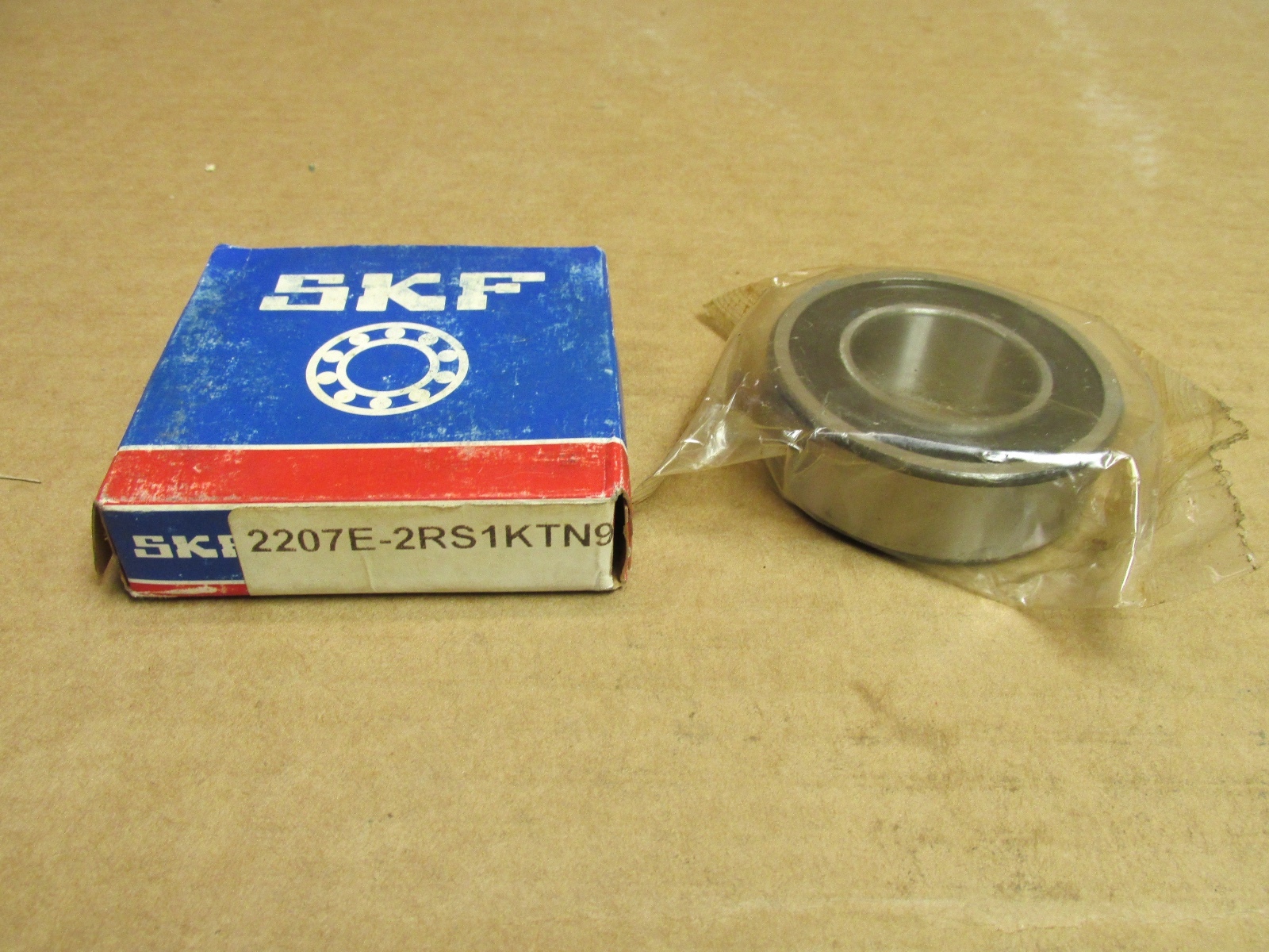SKF 2207-E2RS1KTN9 Self Aligning Bearing 35x72x23mm 2207 E K 2RS1 2207K RS