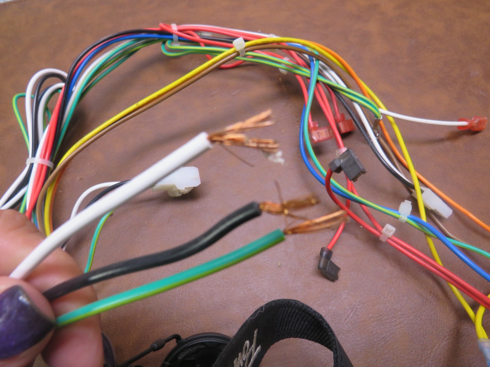 ICP/CARRIER FURNACE WIRING HARRNESS PT#337709-101 LOCATI 1-1-2-10-5
