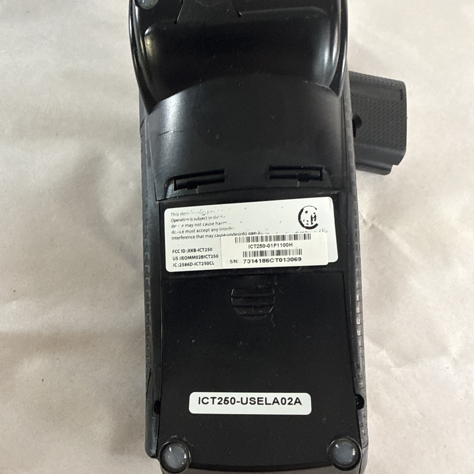 Ingenico iCT250 Credit Card Terminal Reader ICT250-01P1100H With Adapter