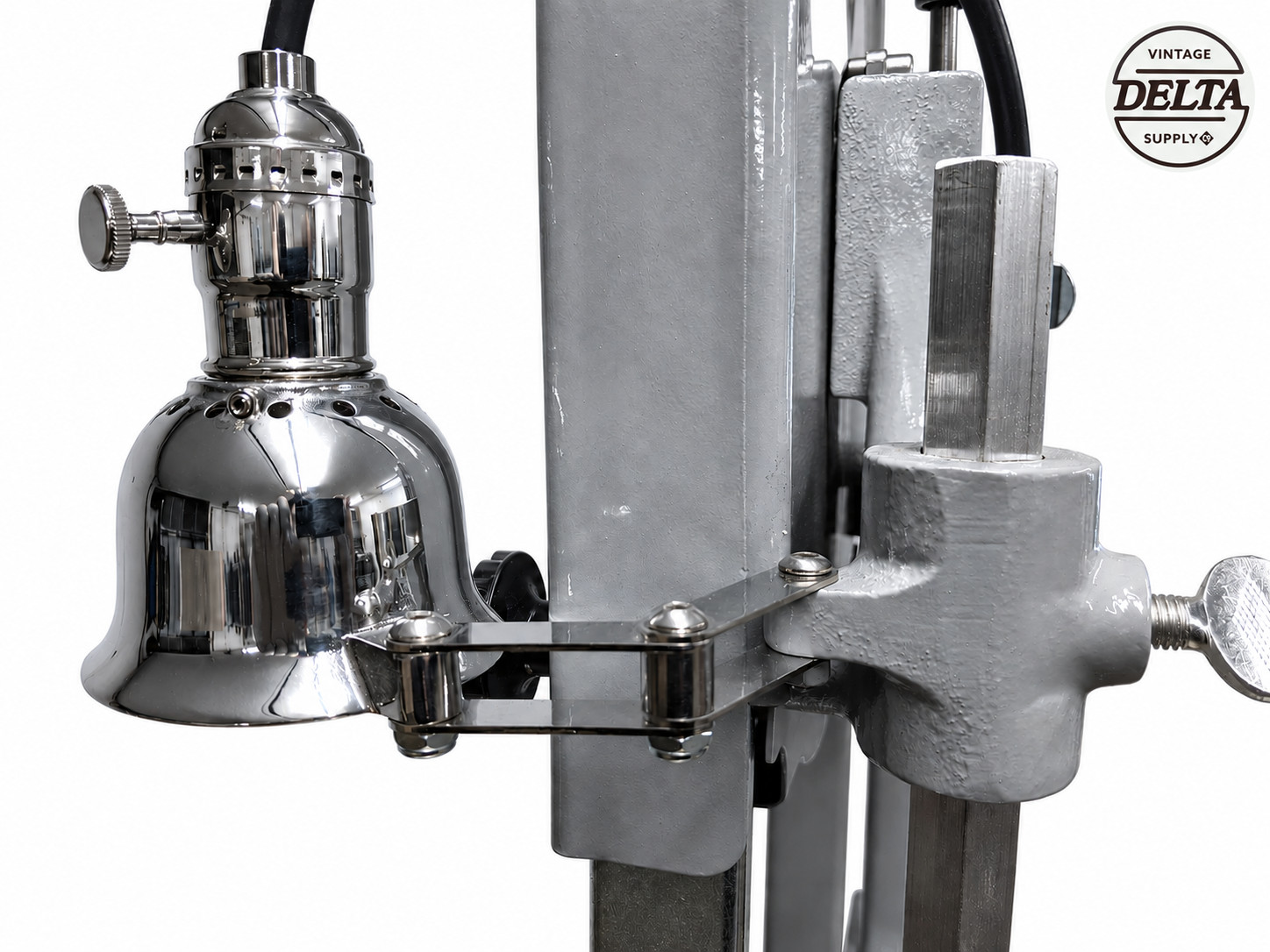 DELTA 882 RETIREMENT LIGHT