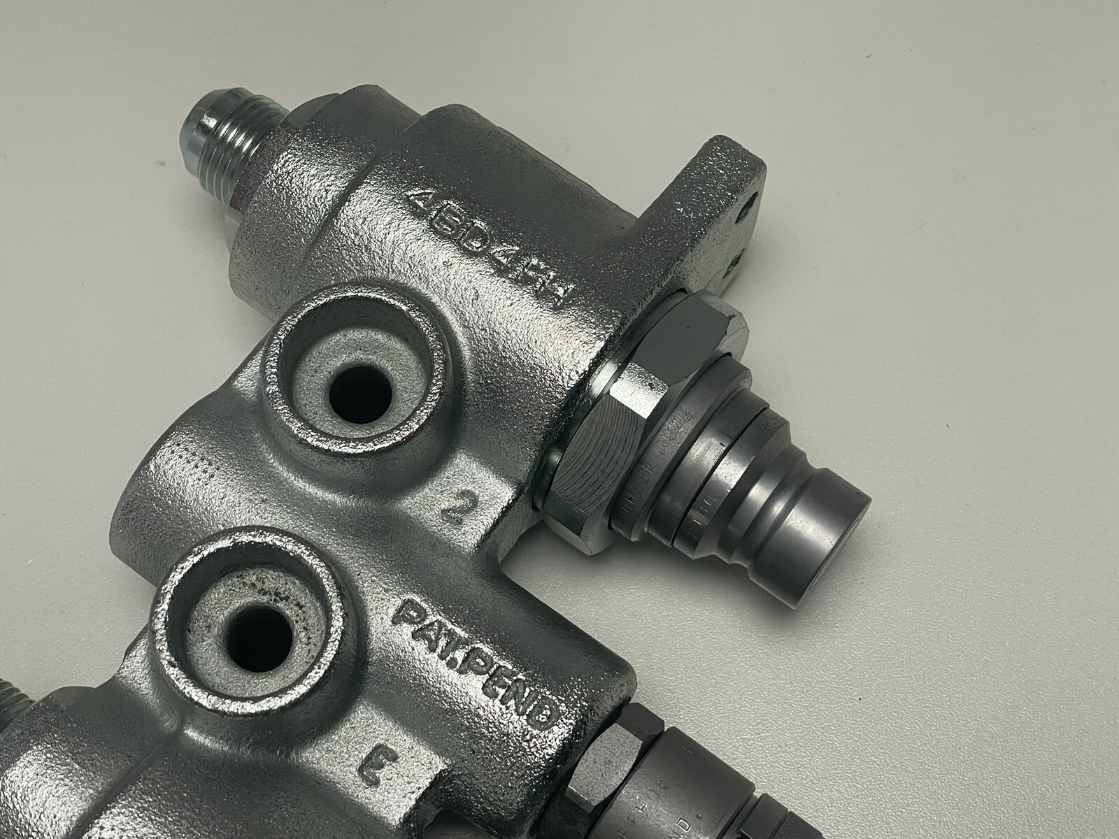 Hydraulic flat face Manifold