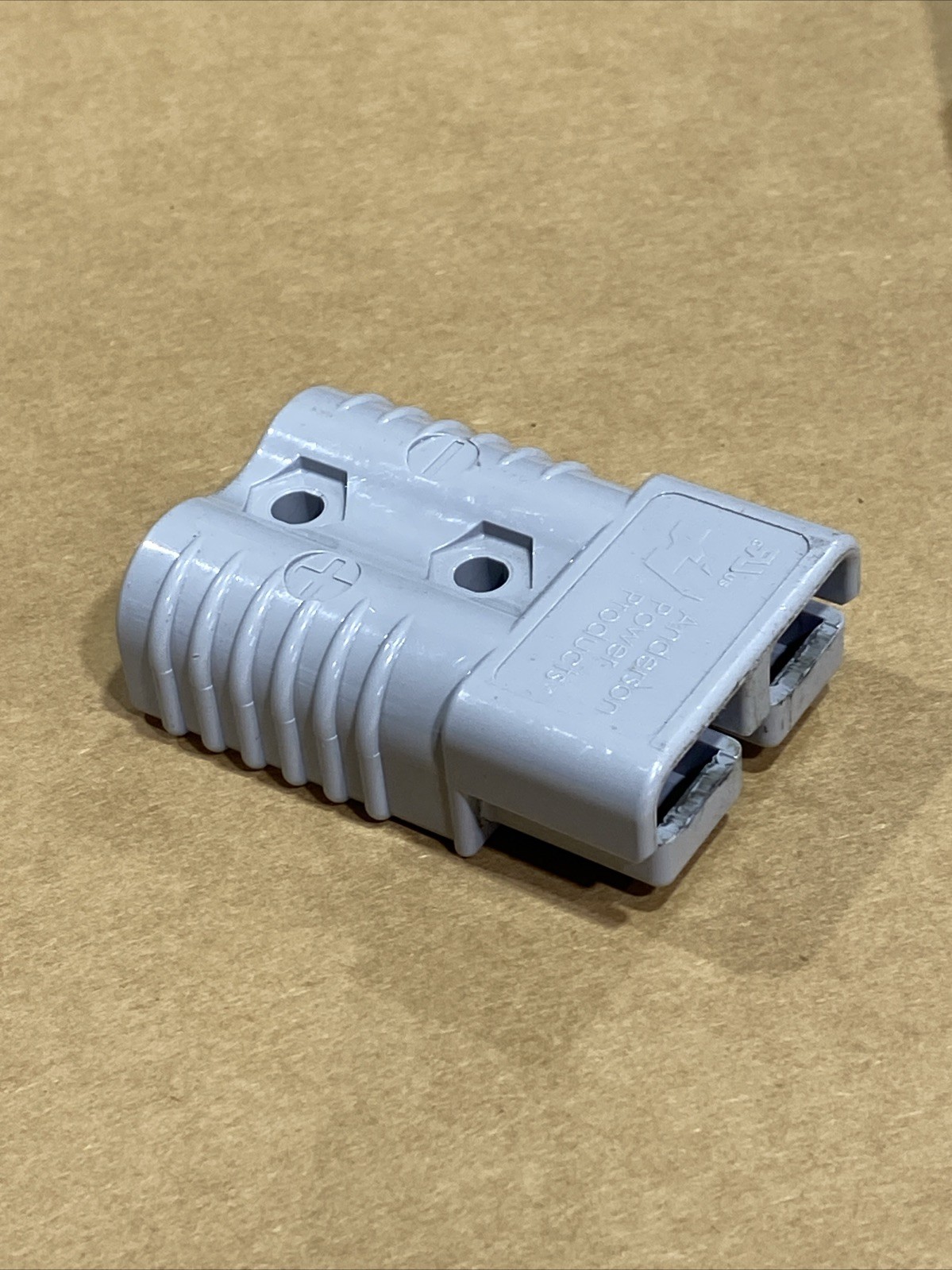 SB175 Anderson Housing, Gray, 175 Amp, 600V, New 1 Piece