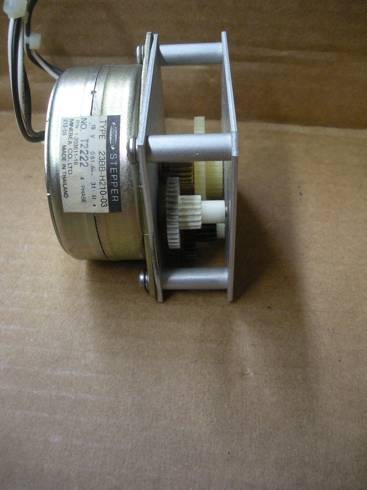 Minebea Astrosyn 23BB-H210-03 4 phase stepper motor 19V .61A Matsushita