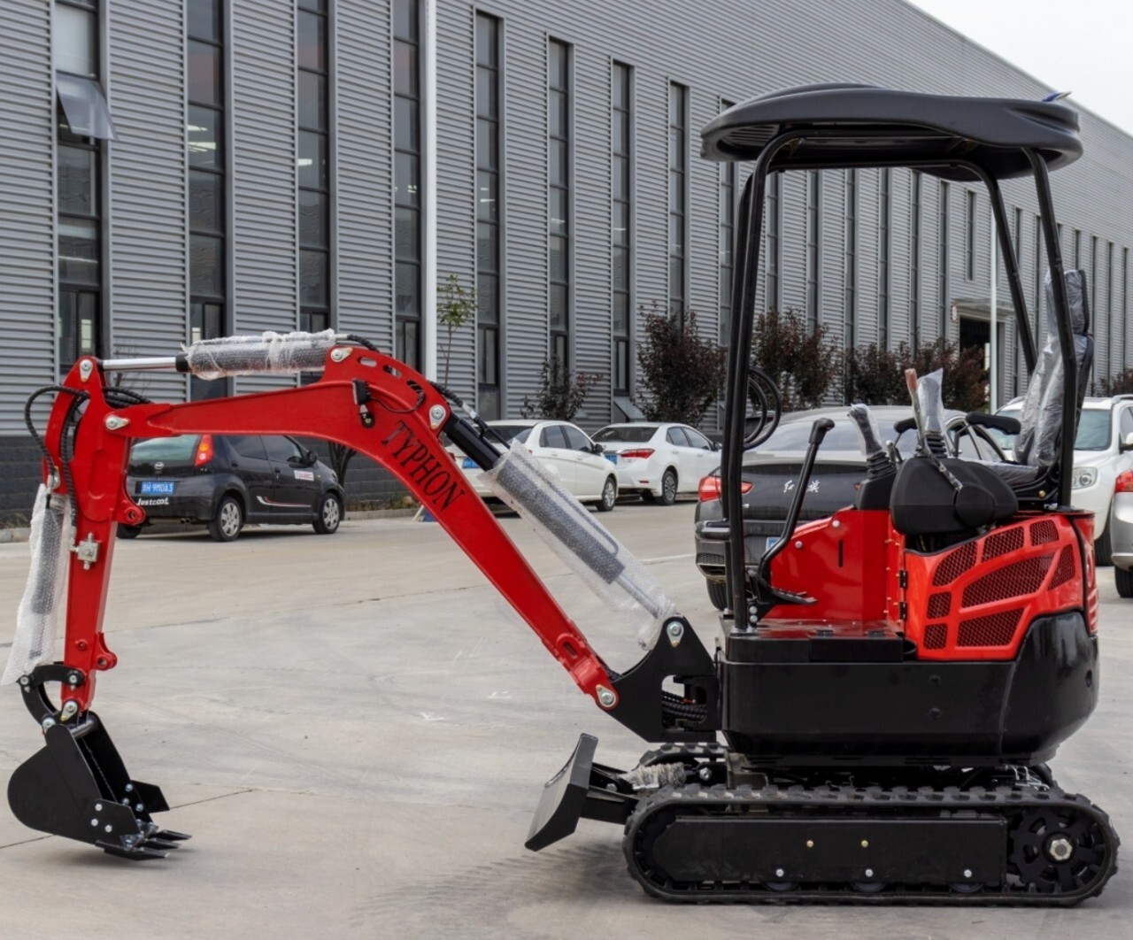 FREE SHIPPING 2025 2 Ton New Mini Excavator, KUBOTA D902 Diesel Engine 16 hp