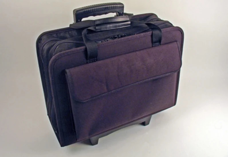 689ZTH – PLATT LUGGAGE – COMBO TOOL & ATTACHE/NOTEBOOK – Interior Dimensions (L