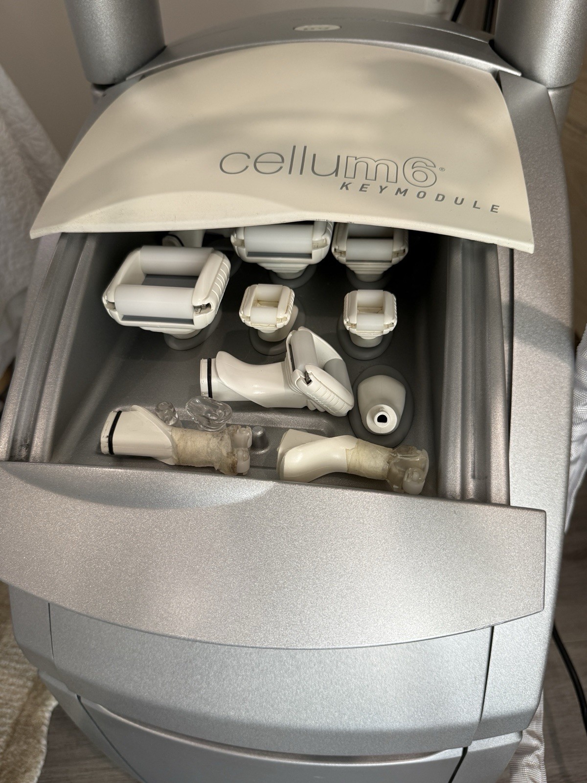 LPG Cellu M6 Keymodule Cavitation & Vacuum Cart Mounted Machine w/ Handpieces