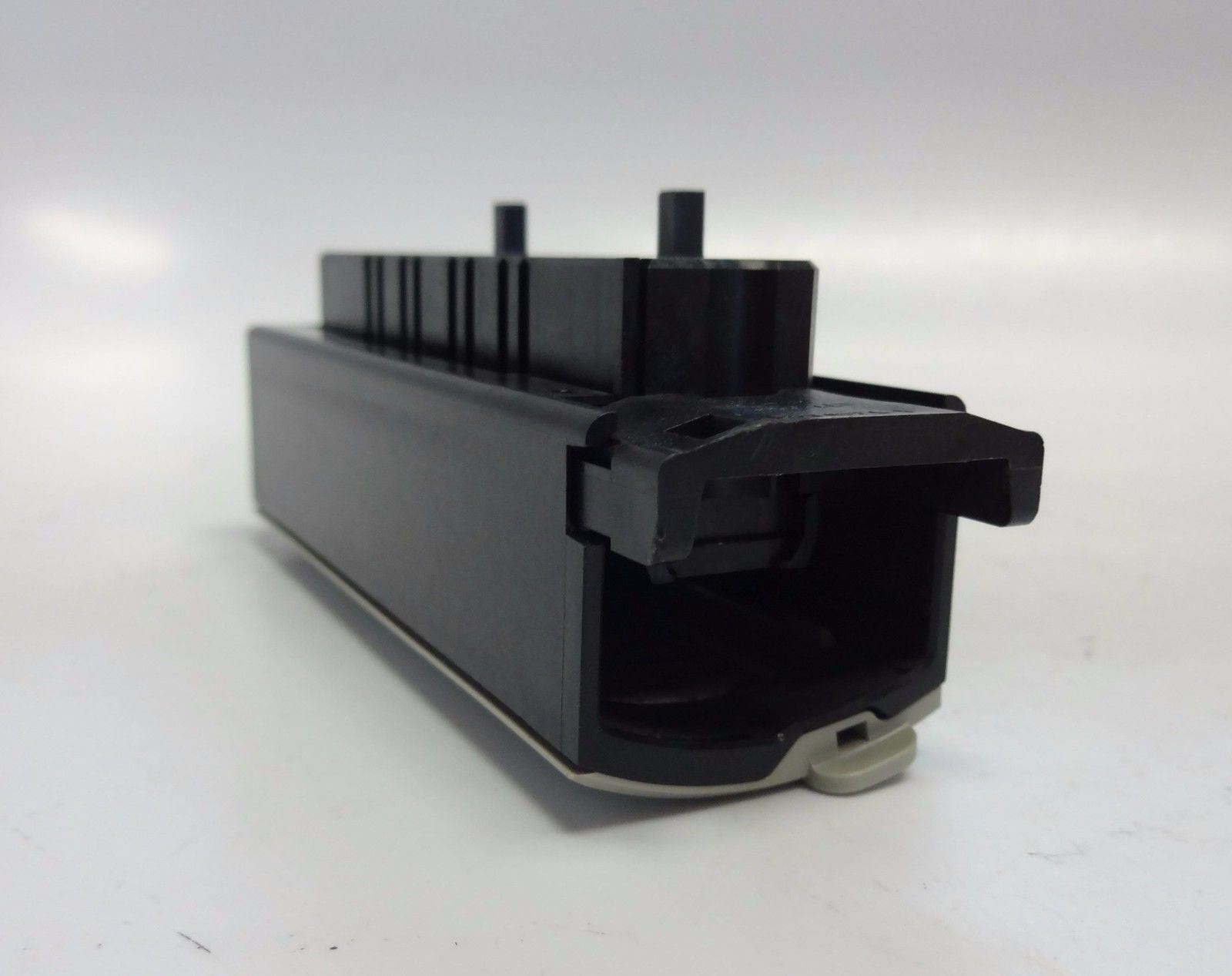 Allen Bradley 1756-TBCH /A ControlLogix Removable Terminal Block (36 pin) AB