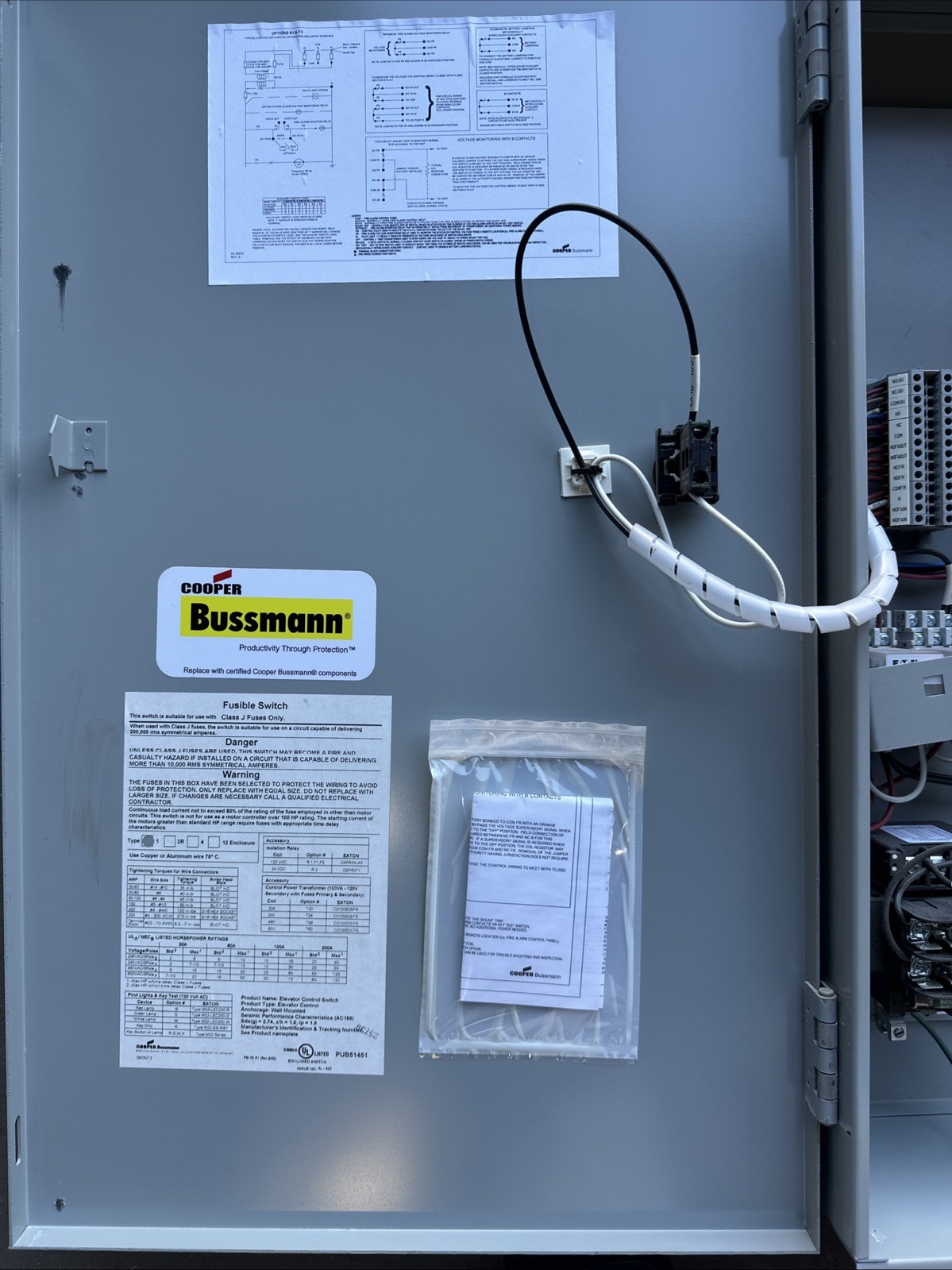 🔴BUSSMANN PS3T48R1BF3 POWER MODULE SWITCH W/ FDB3200KW SNT1RP08K C0100E5EFB ‼️
