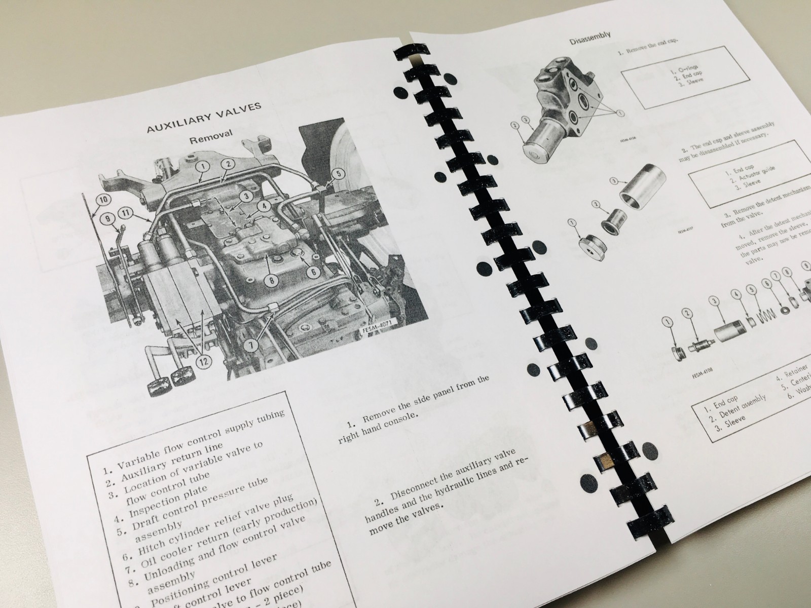 International Harvester 454 464 484 574 584 674 Tractor Factory Service Manual
