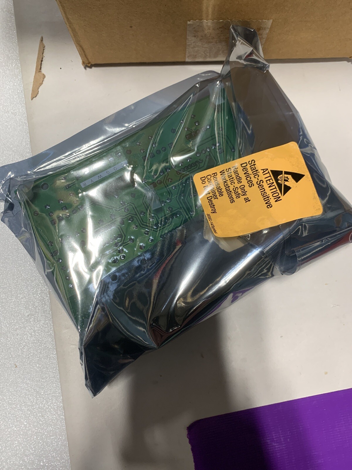 CARRIER CEPL130484-03, 52CQ402254 PTAC CONTROL BOARD *NEW*