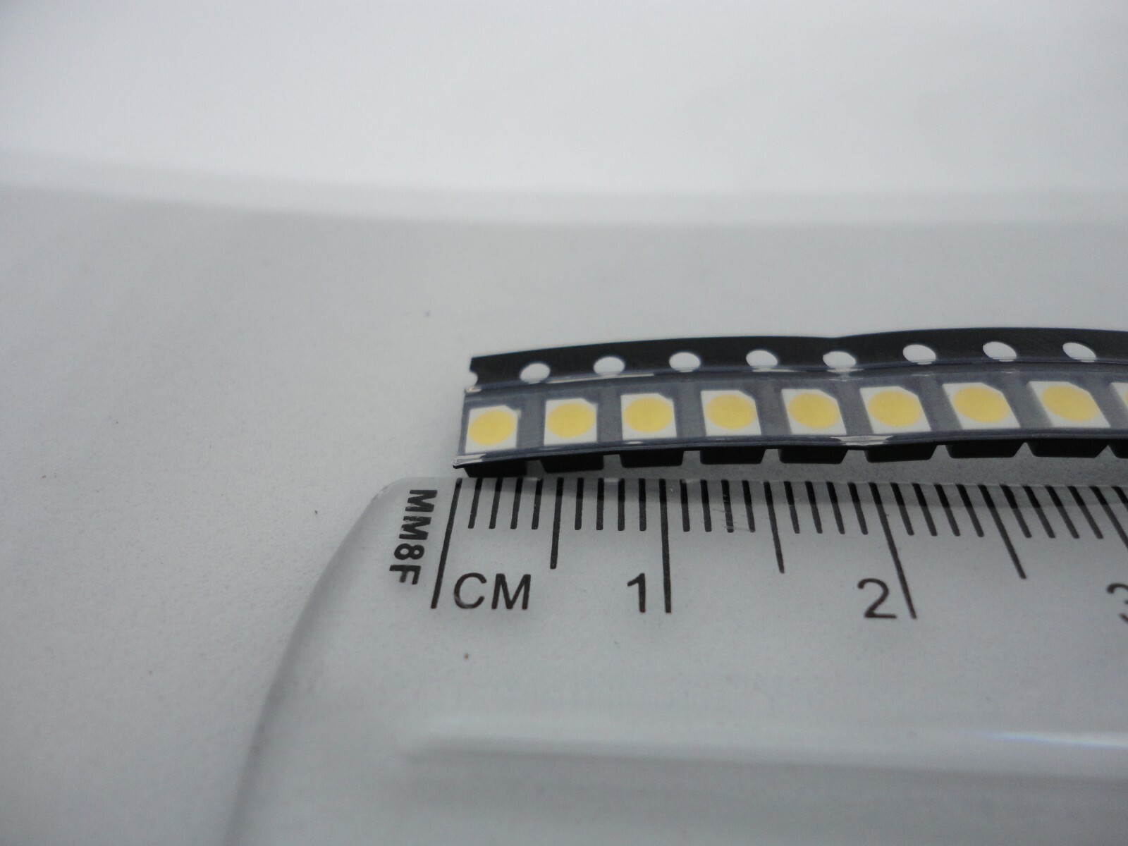 20Pcs Pack Lot Bright SMD LED Small Light Emitting Diodes 3528 1210 WHITE Color