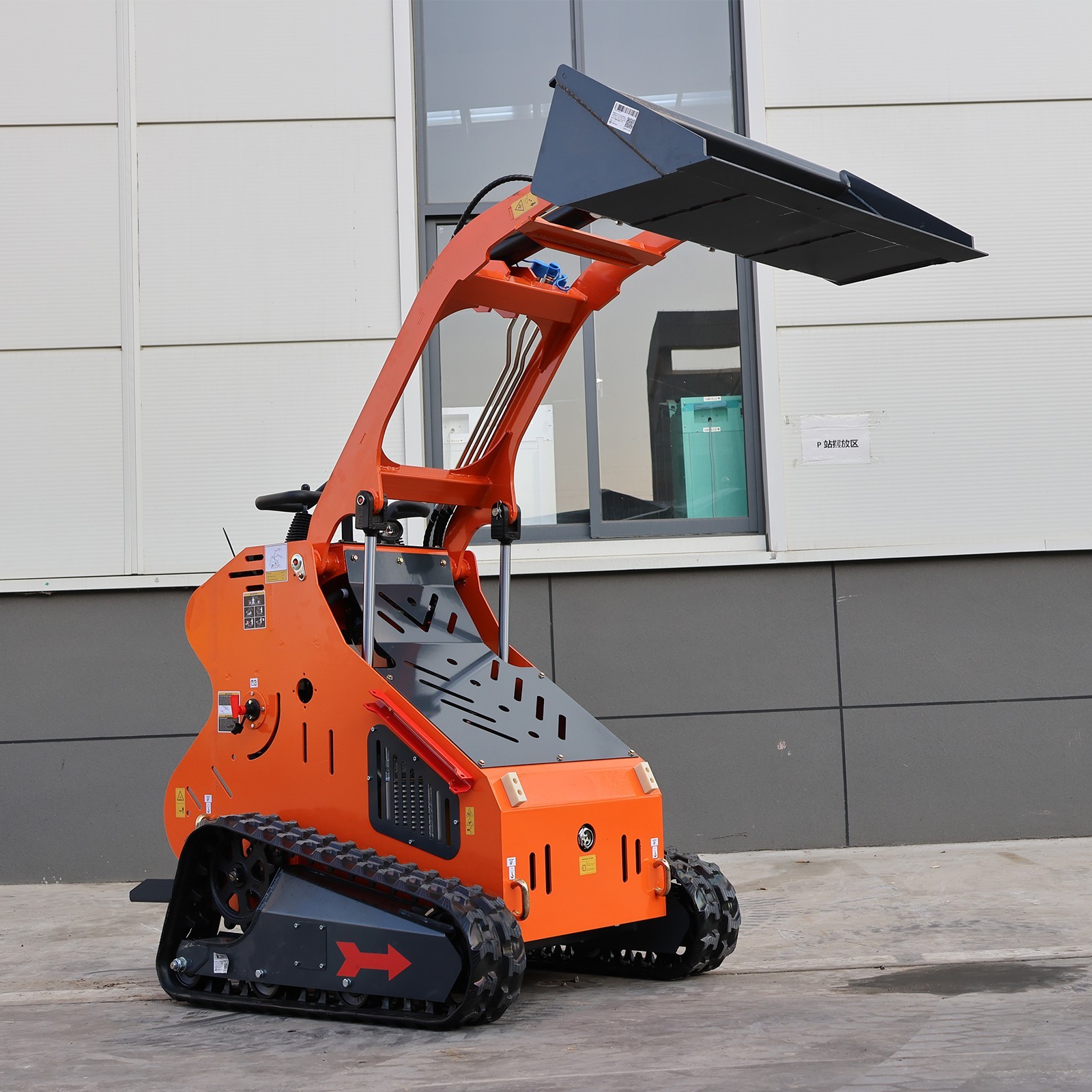 Brand New Mini Tracked Skid Steer Loader with Runtong Engine USA Stock
