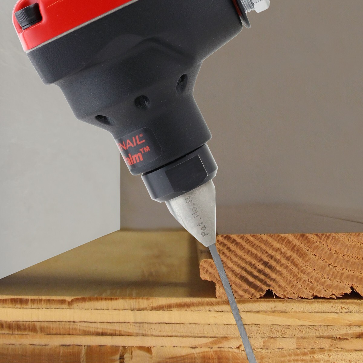 Powernail Power Palm, 18/16-gauge Pneumatic Palm Nailer for Floors (REFURBISHED)
