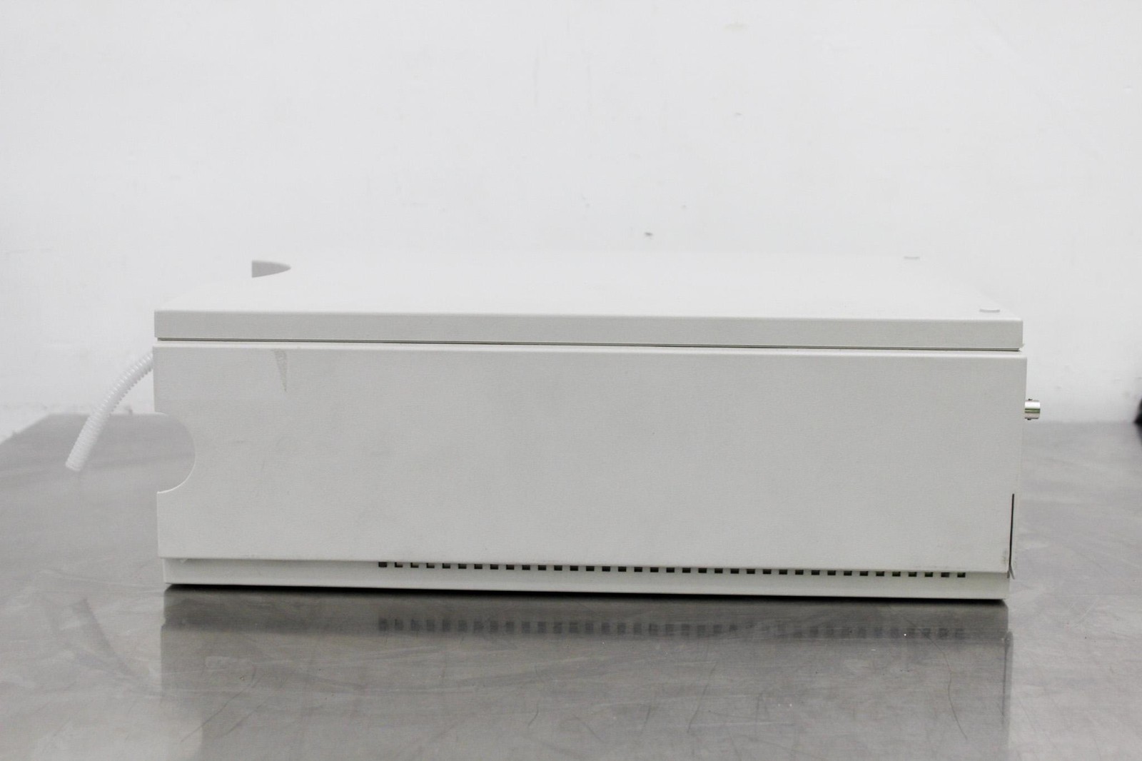 HP 1100 HPLC G1311A QuatPump HPLC with Minor Defects (3320023451)