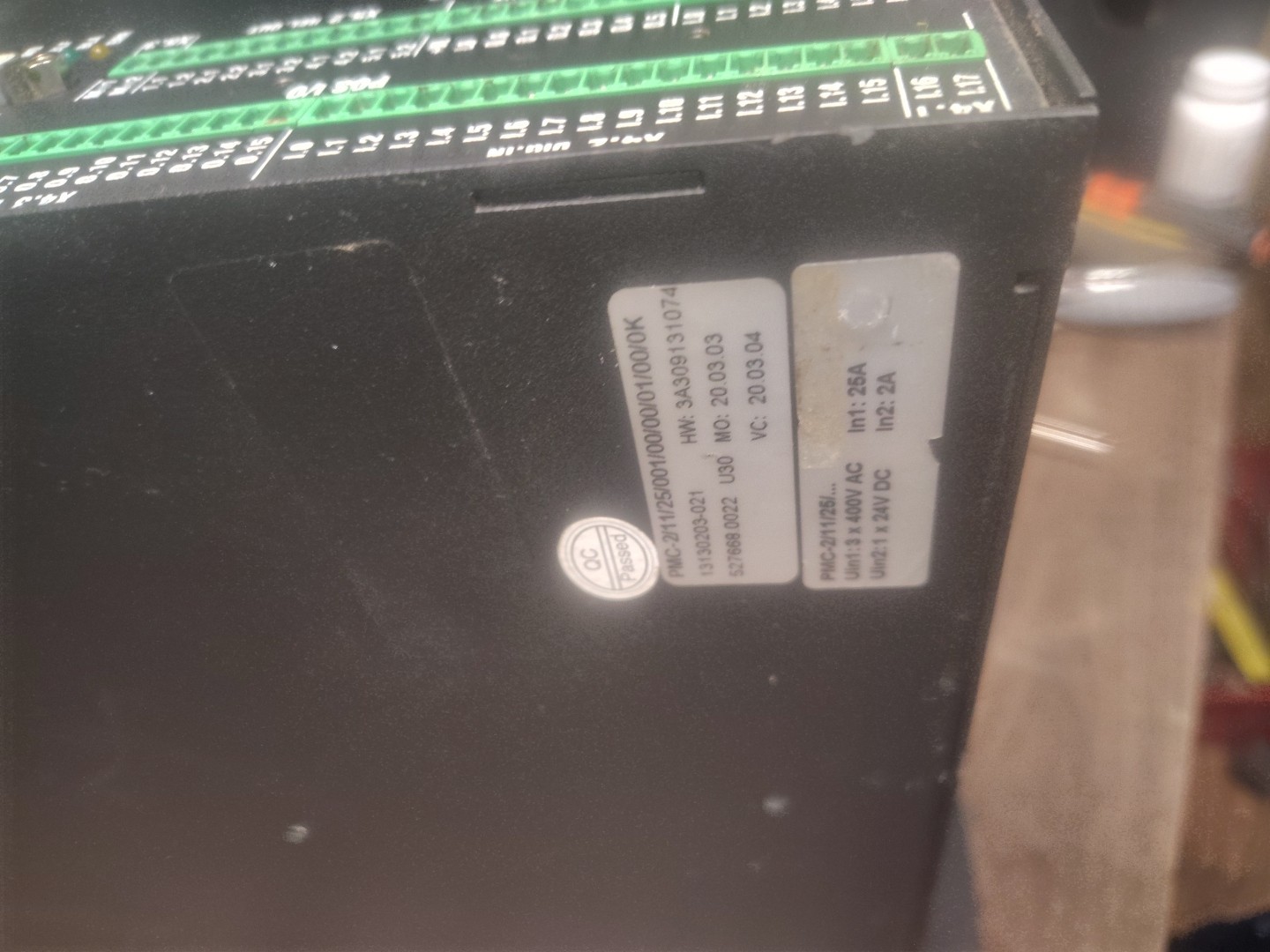 SCHNEIDER ELECTRIC PMC-2/11/25/001/00/00/01/00/0K / PMC21125001100001000K (USED)